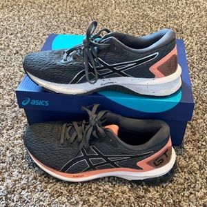Asics GT 1000 size 8 1/2”